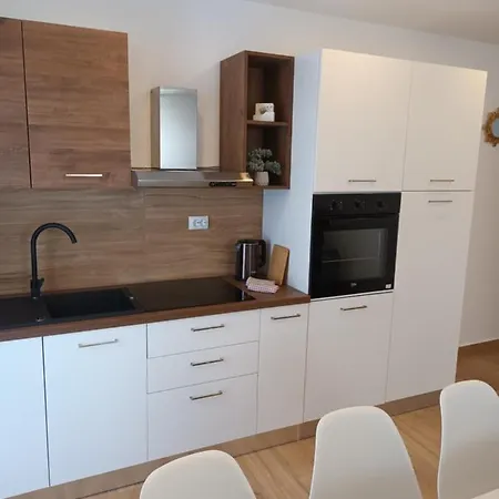 Apartmani Tolj Makarska Exterior photo