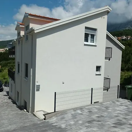 Apartmani Tolj Makarska Exterior photo