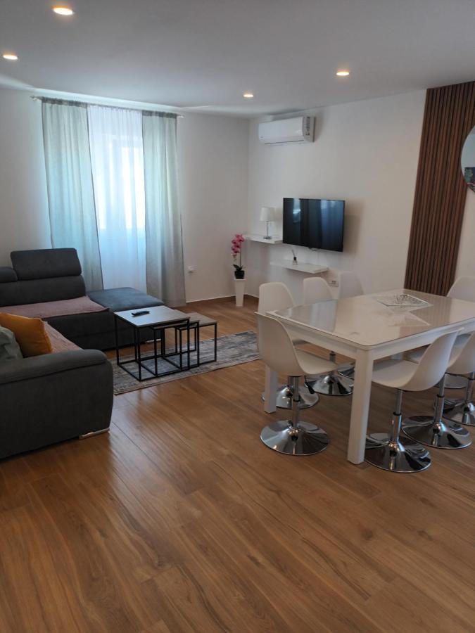 Tolj Apartment Makarska